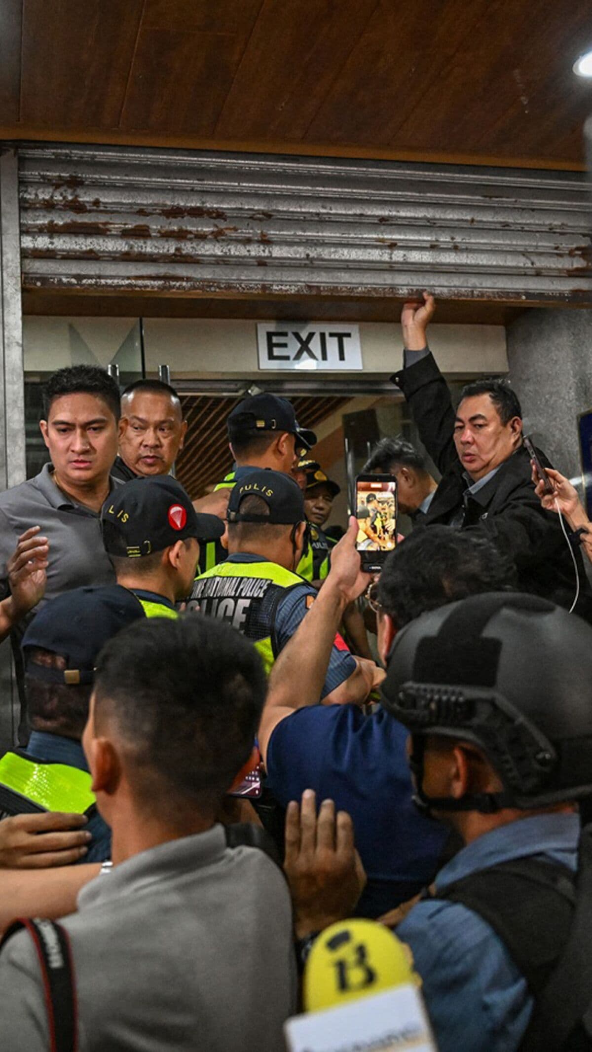 Political Tensions Rise in Philippines Following Gunfire at Senate