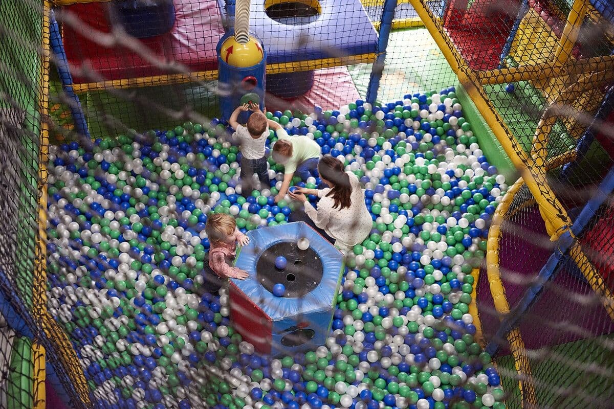 Rising Indoor Playground Prices Increase Financial Strain on British Families