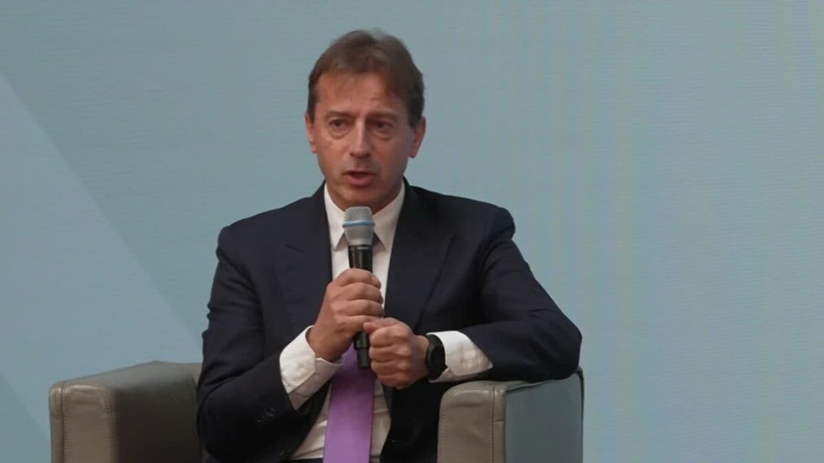 Airbus CEO Guillaume Faury Reports Improvement in Supply Chain Conditions