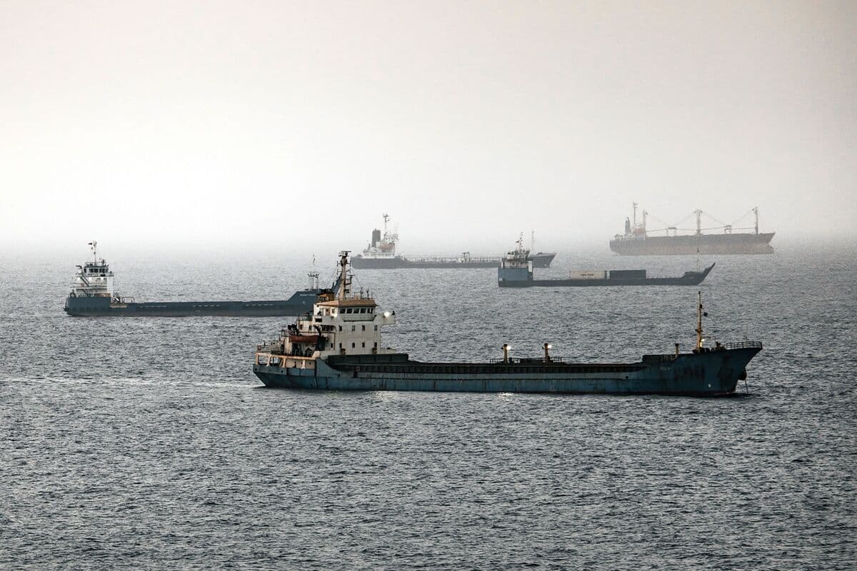 China Calls for Restoration of Normal Passage Through Strait of Hormuz