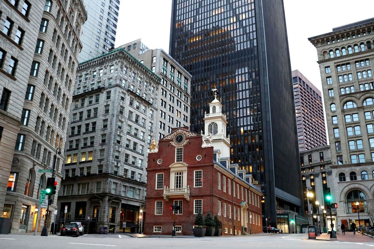 Massachusetts Supreme Court Rejects Proposal for Income Tax Reduction