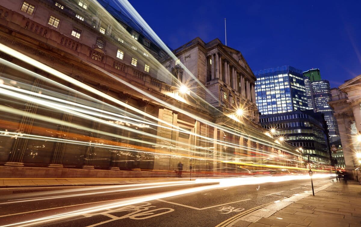 Hedge Funds Dominate Over Half of Electronic Gilts Trading Market