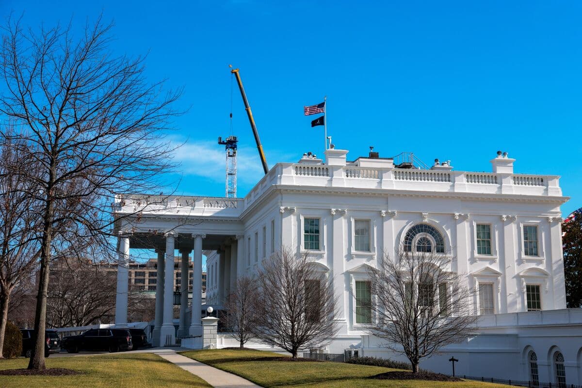 Trump's Ballroom Funding Faces Setback in US Senate