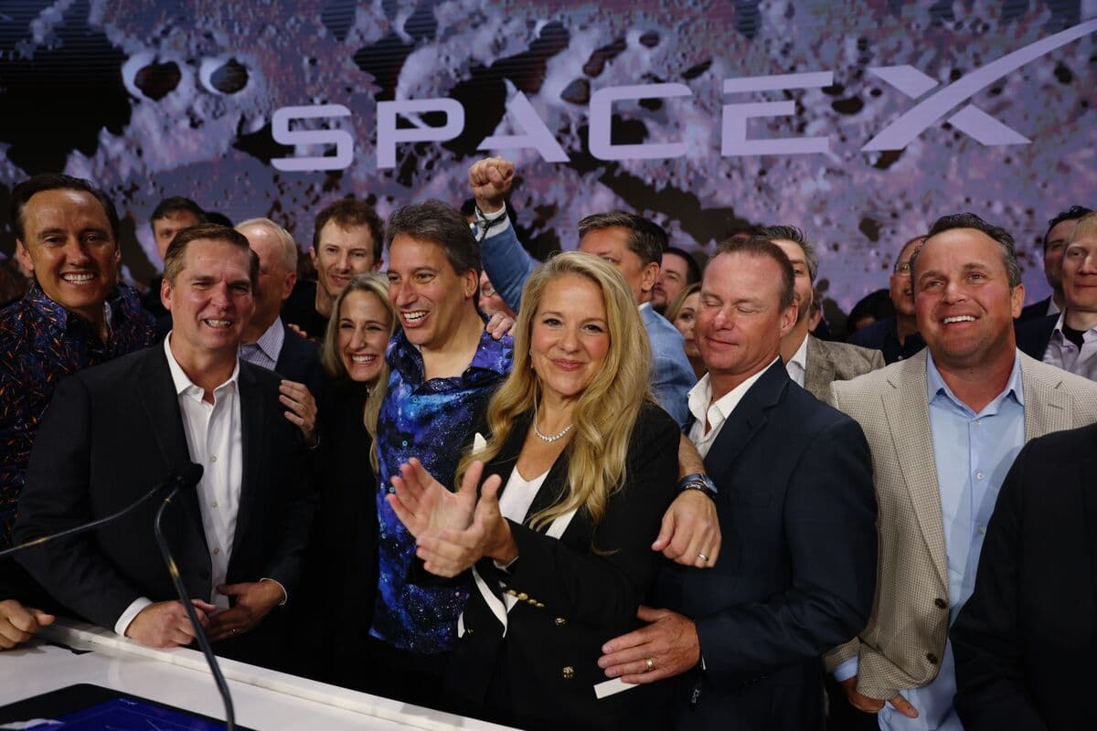 SpaceX Launches Ambitious Fundraising Initiative for AI Development