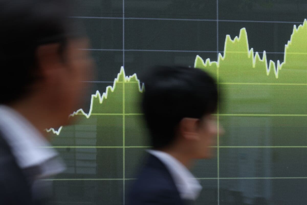 Asian Markets Expected to Rise as AI Enthusiasm Boosts Wall Street Gains