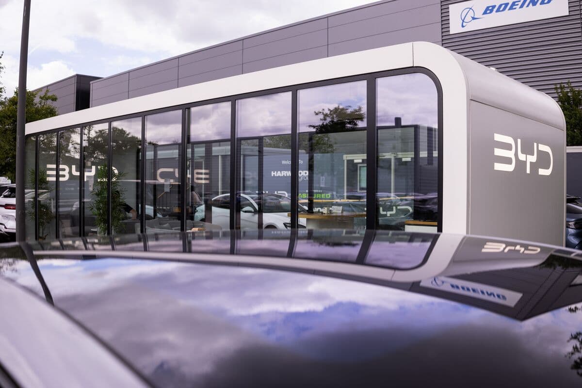 Chinese Automakers Capture 15% of Electric Vehicle Sales in Europe