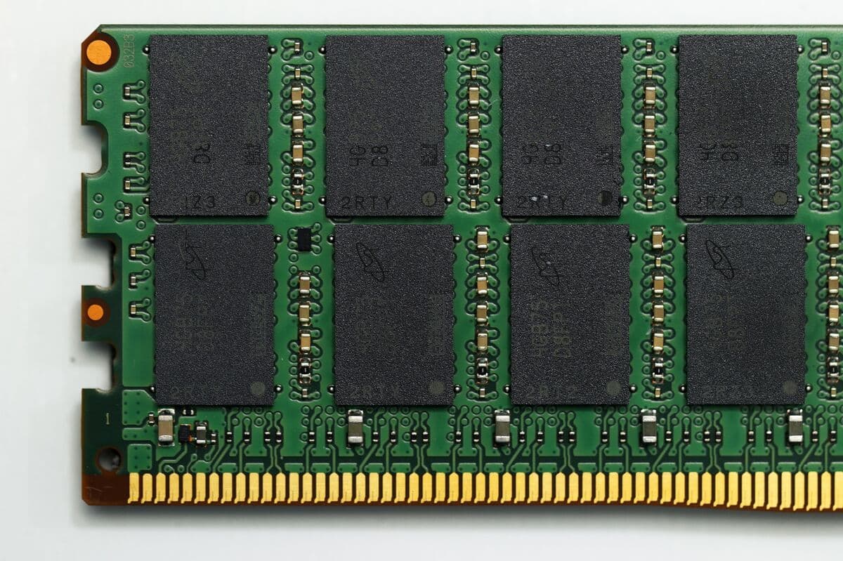 Micron's Upcoming Earnings Report Heightens Investor Concerns Over AI Sustainability