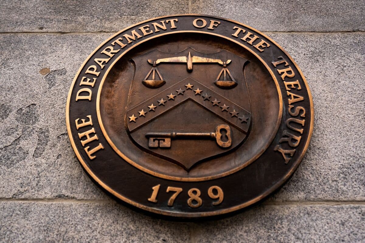 Foreign Ownership of US Treasuries Declined in March Due to Bill Sales