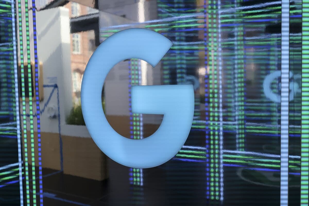 Google Supports AI Startup Incubator for Former Employees