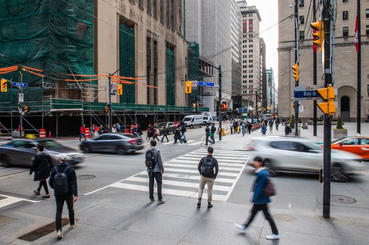 Major Tech Firms Abandon Canadian Investor Calls Amid Strong Debt Market Interest