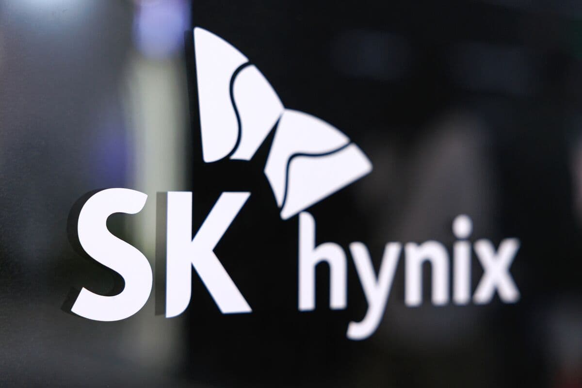 SK Hynix Achieves $1 Trillion Valuation Amid AI Memory Chip Growth