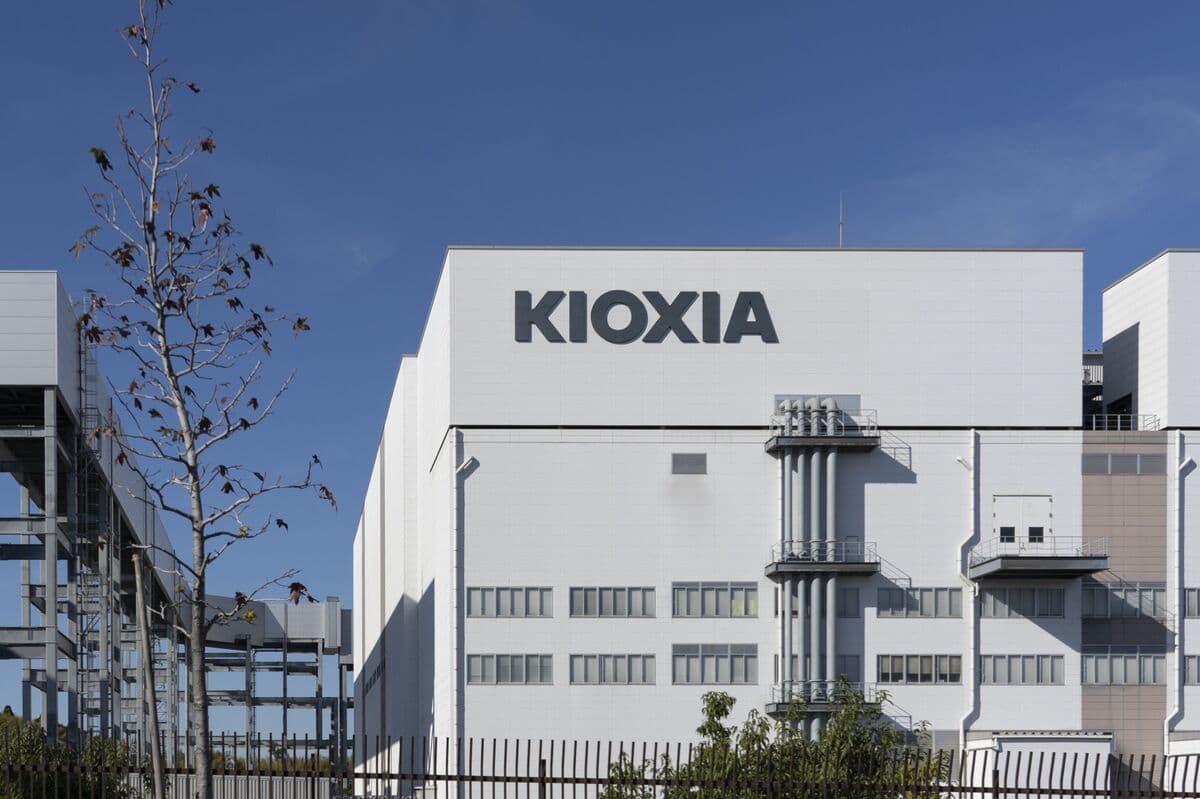 Kioxia Plans US Share Listing Following Record Profits Amid AI-Driven Demand