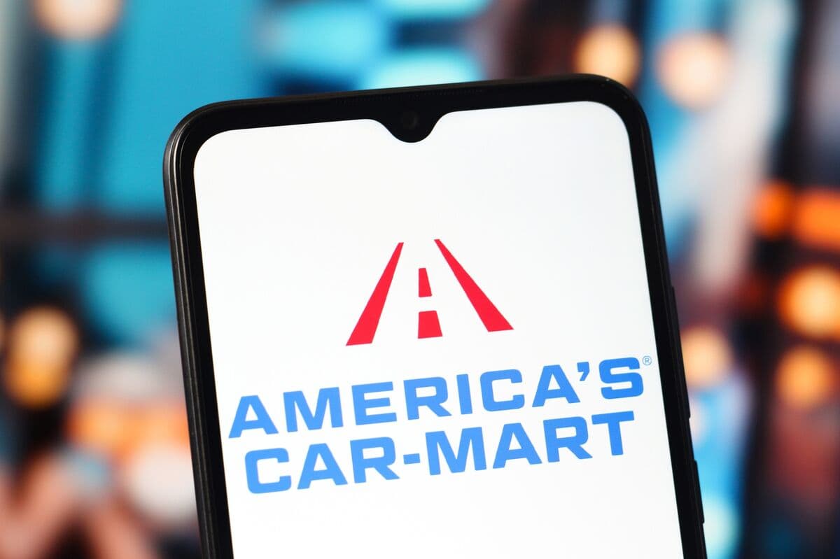 America's Car-Mart Pursues Financing to Avoid Bankruptcy Amid Cash Crisis