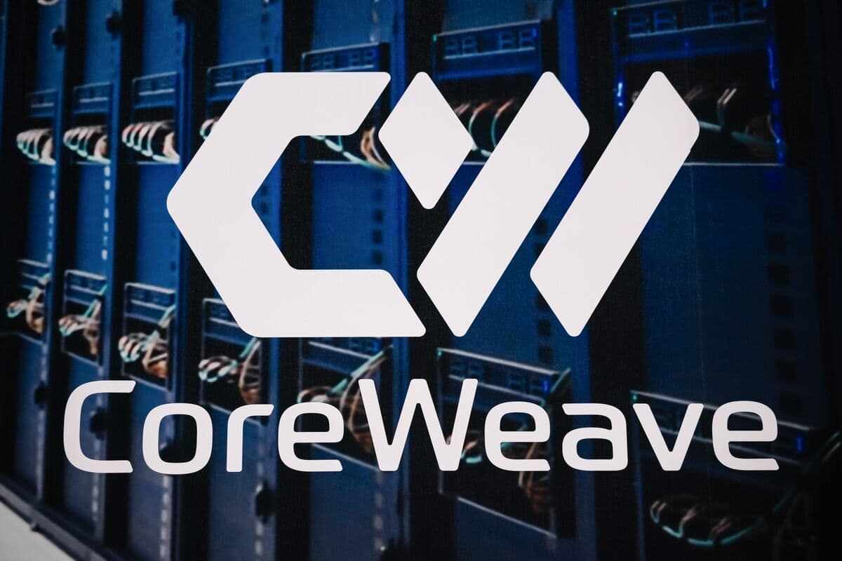 CoreWeave-Linked Data Center Secures $900 Million Through Junk-Bond Offering