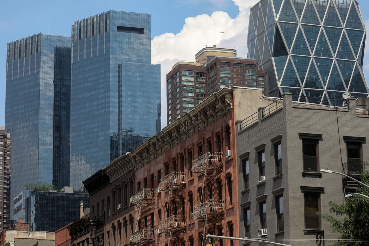 New York Proposes Tax on Cash Purchases of City Homes Exceeding $1 Million