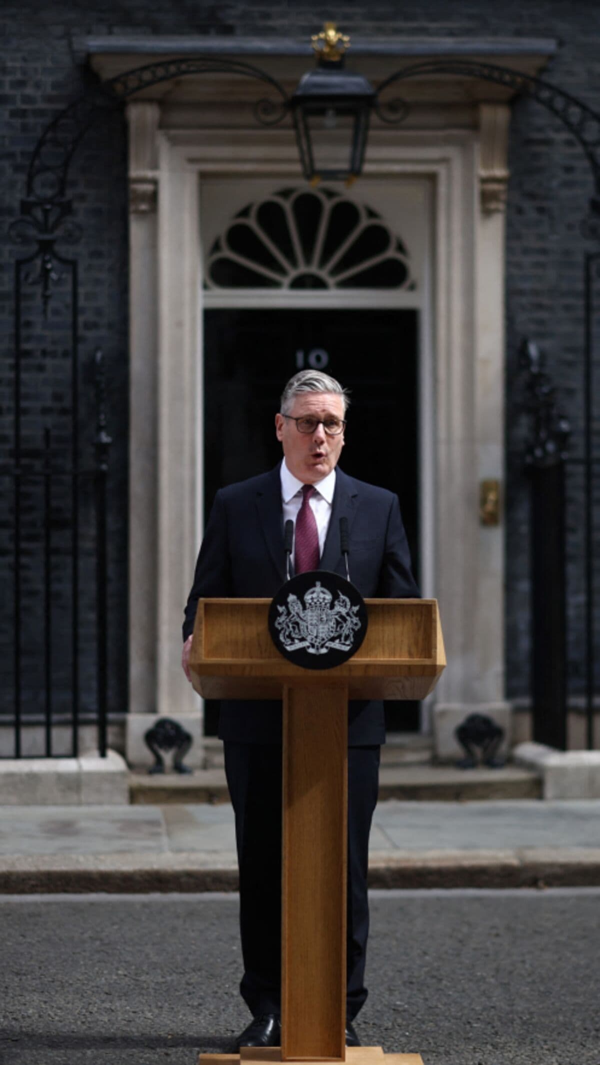 Andy Burnham's Opportunity to Lead After Starmer's Tenure