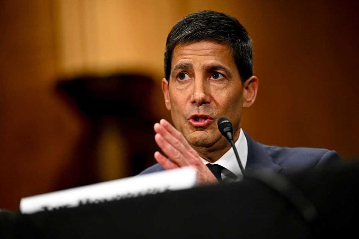 Kevin Warsh Advocates for Reduced Federal Reserve Communication