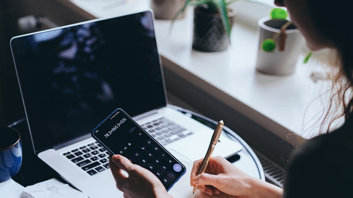 How AI, Claude Is Helping Americans File Their Taxes