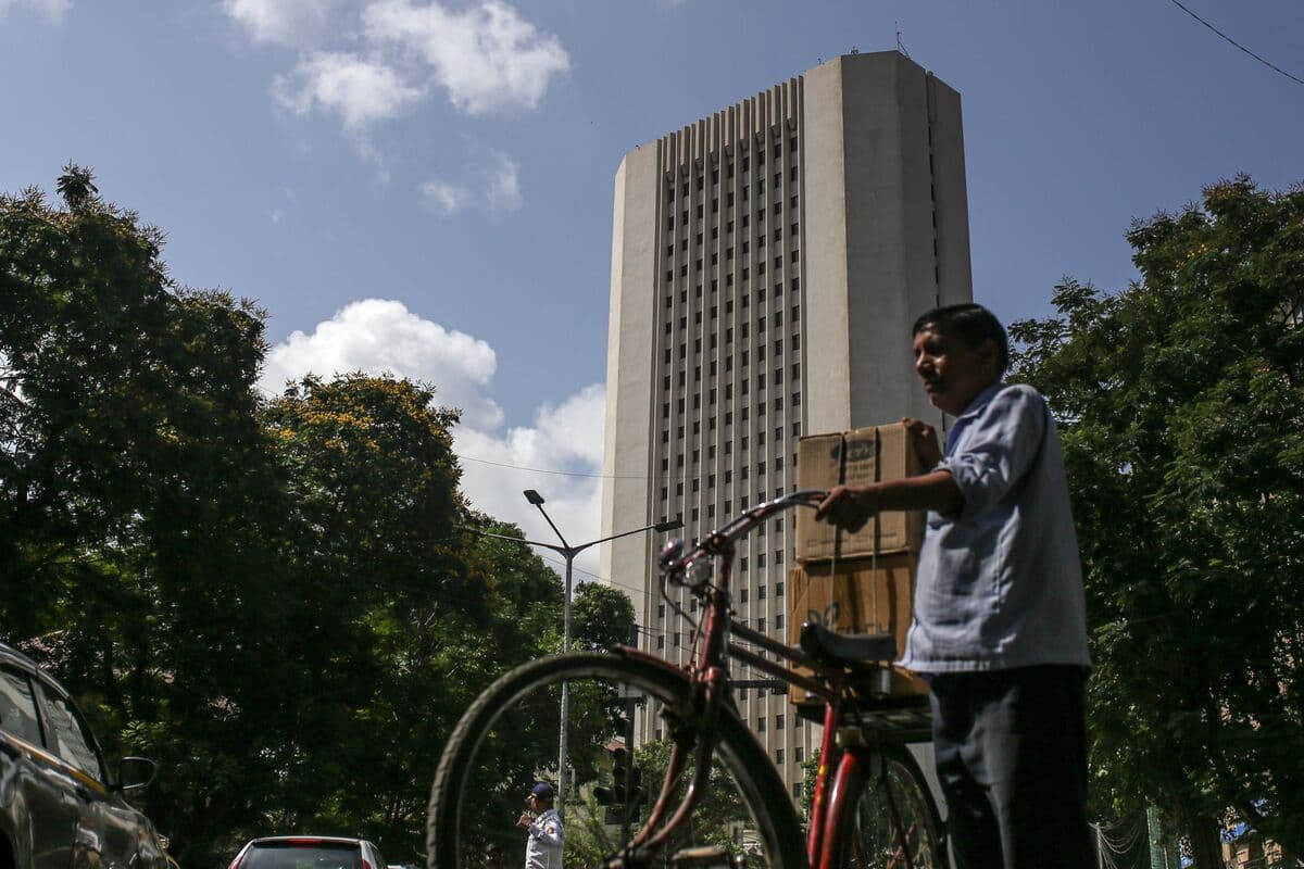 India's Central Bank to Inject $5 Billion in Liquidity Through Swap Auction
