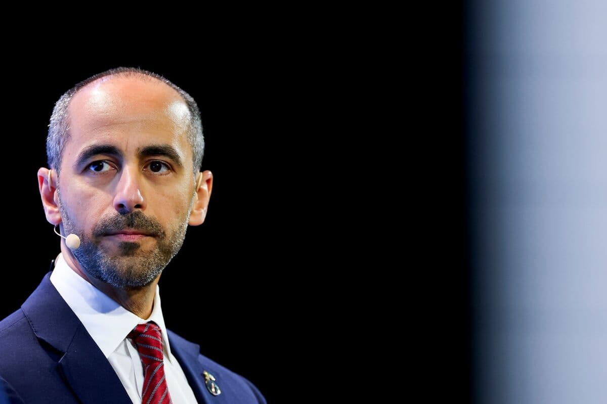 Kuwait Oil Chief Pursues Alternative Pipelines Amid Strait of Hormuz Concerns