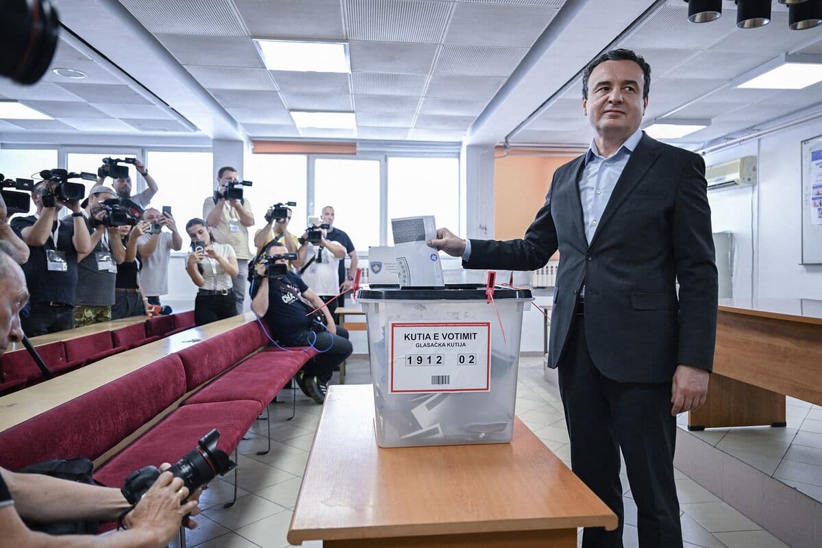 Kosovo Premier Leads Third Vote in 18 Months, Early Count Shows