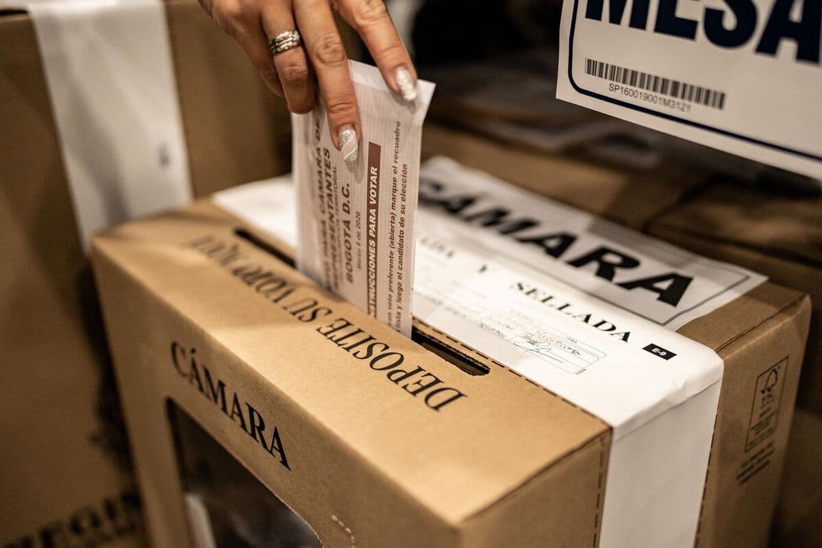 Colombian Presidential Election Pivots on Economic Model and US Relations