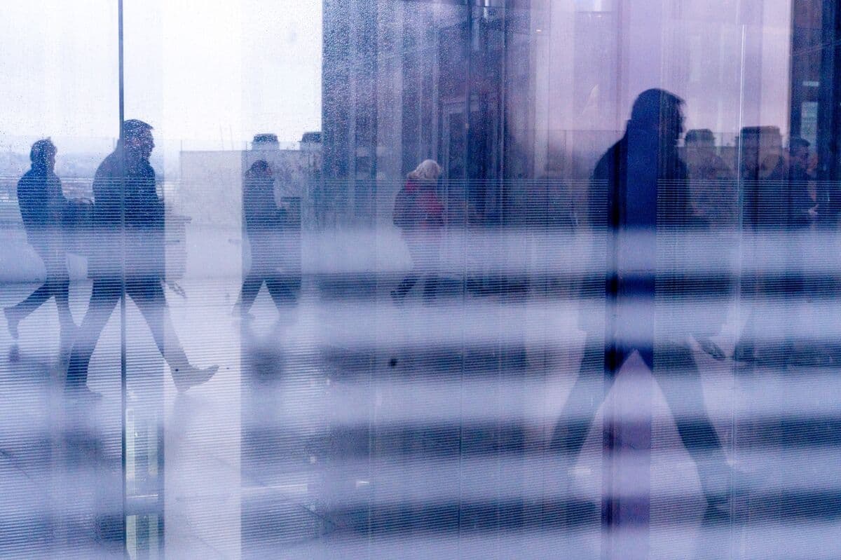 Global Growth Faces Challenges Amid Intensifying Inflation and Ongoing Conflict
