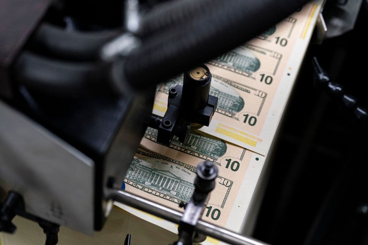 Private Credit BDCs Experience First Quarter of Outflows Exceeding Inflows