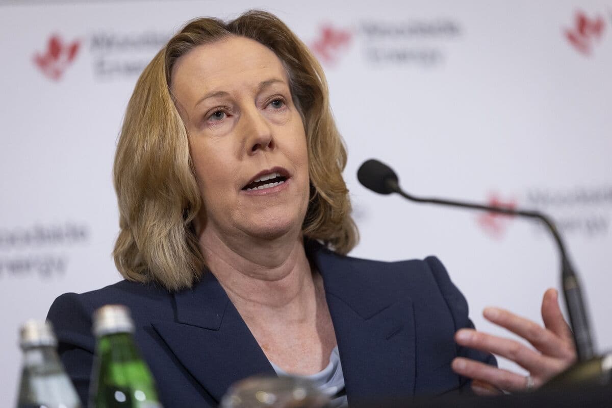 BP CEO Meg O’Neill Restructures Leadership to Focus on Oil and Gas