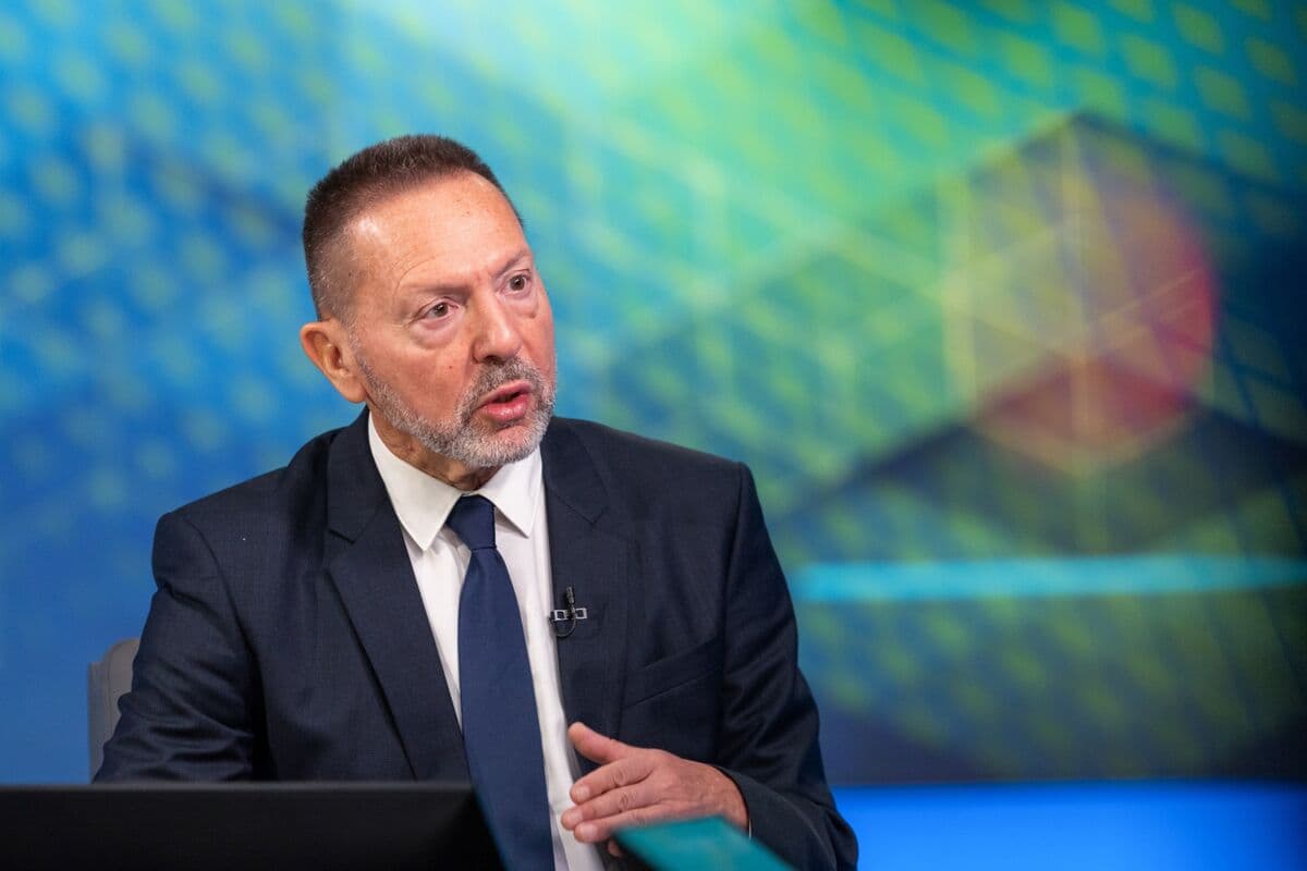 ECB's Stournaras Warns High Oil Prices May Lead to Rate Increase