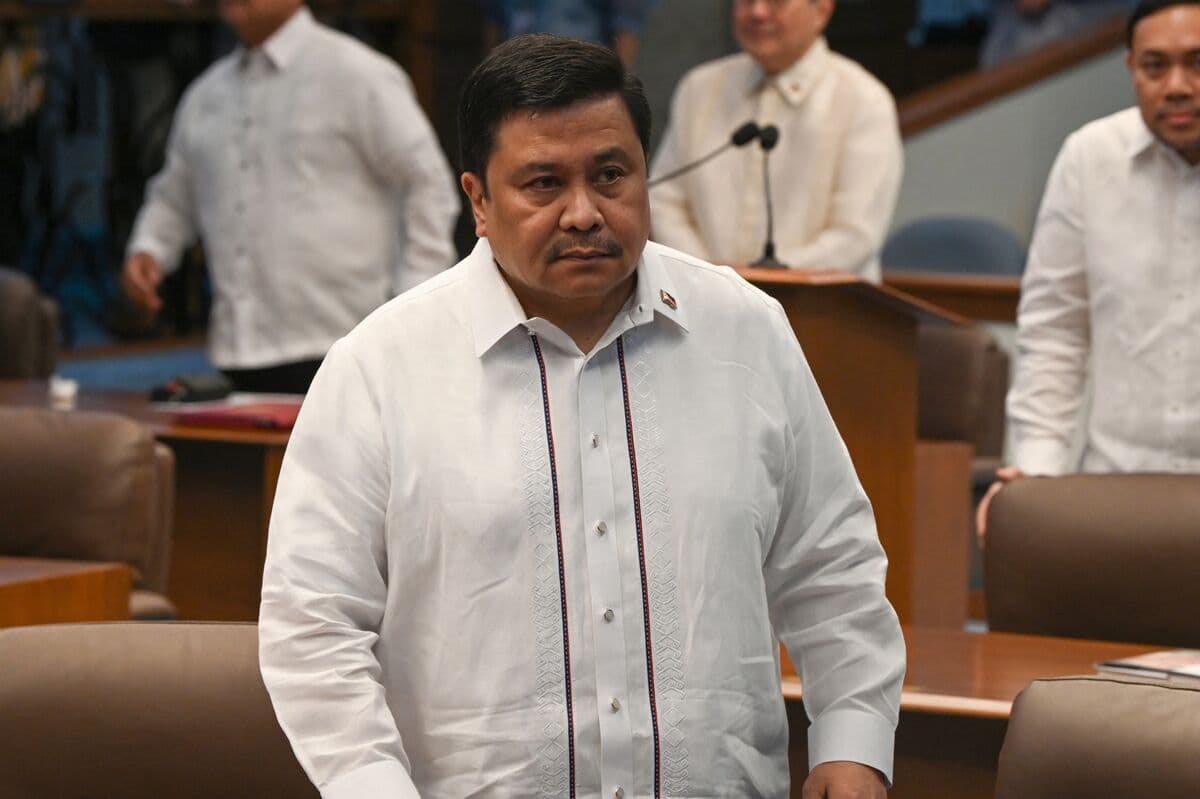 Philippine Court Issues Arrest Warrant for Senator Jinggoy Estrada in Graft Case