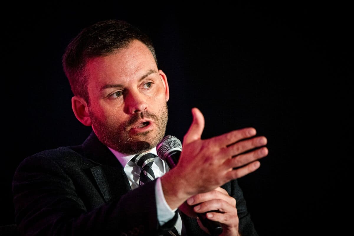 Quebec Separatist Leader Claims NATO Would Accept Independent Quebec