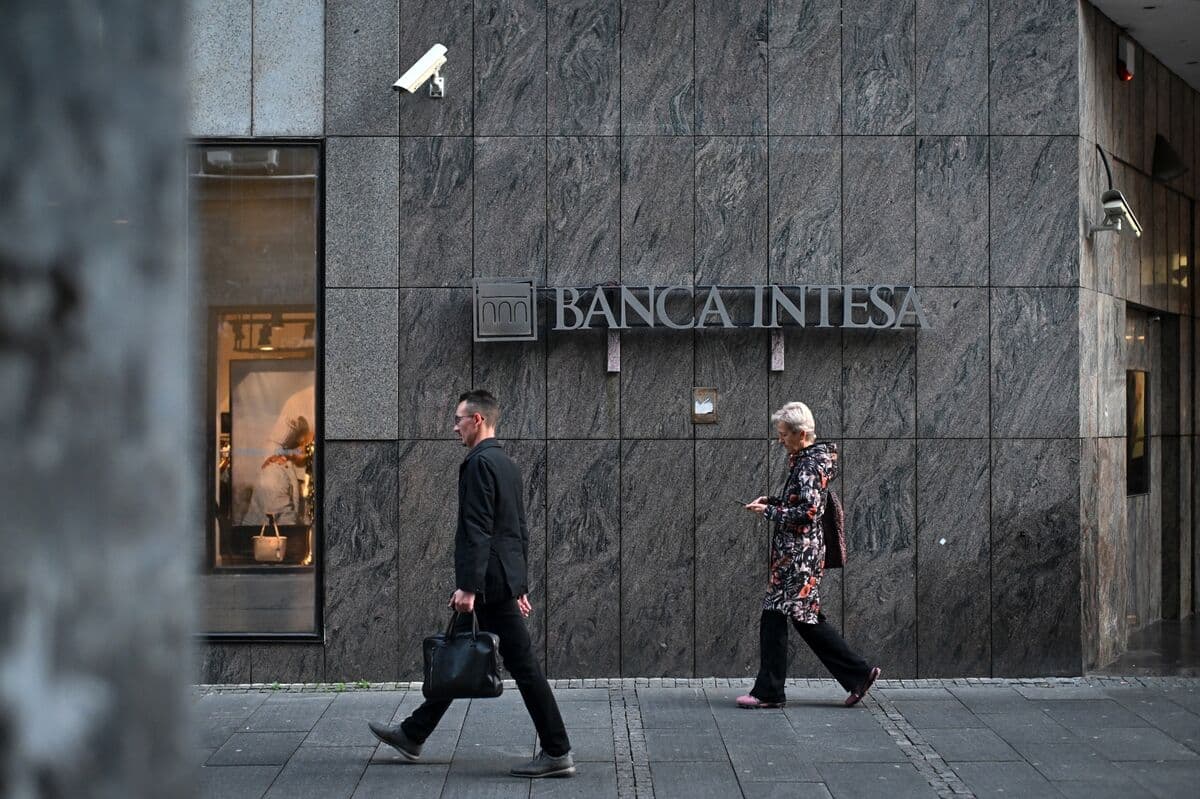Intesa Sanpaolo Completes $4.8 Billion Risk Transfers on Corporate Loans