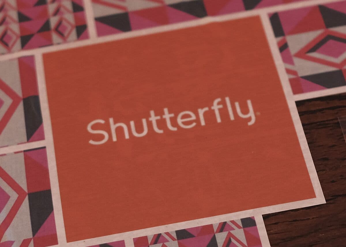 Shutterfly Modifies Debt Terms to Address Investor Concerns Over AI Risks