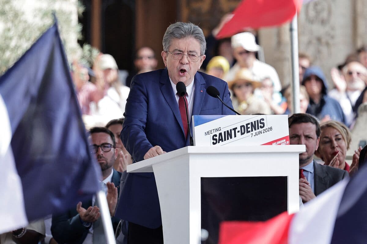 Mélenchon Seeks to Rally Support To Avoid Far-Right Presidency