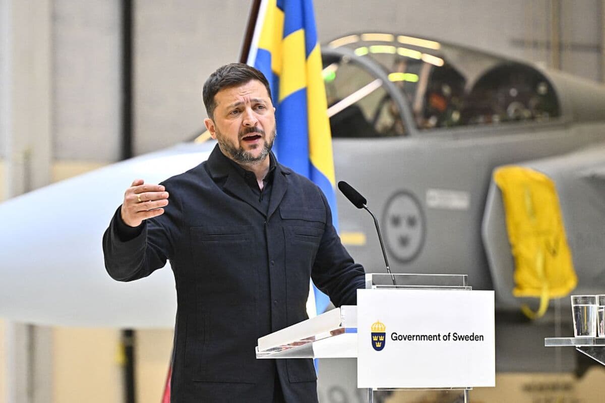 Sweden to Provide Saab Jets to Ukraine to Strengthen Defense Efforts