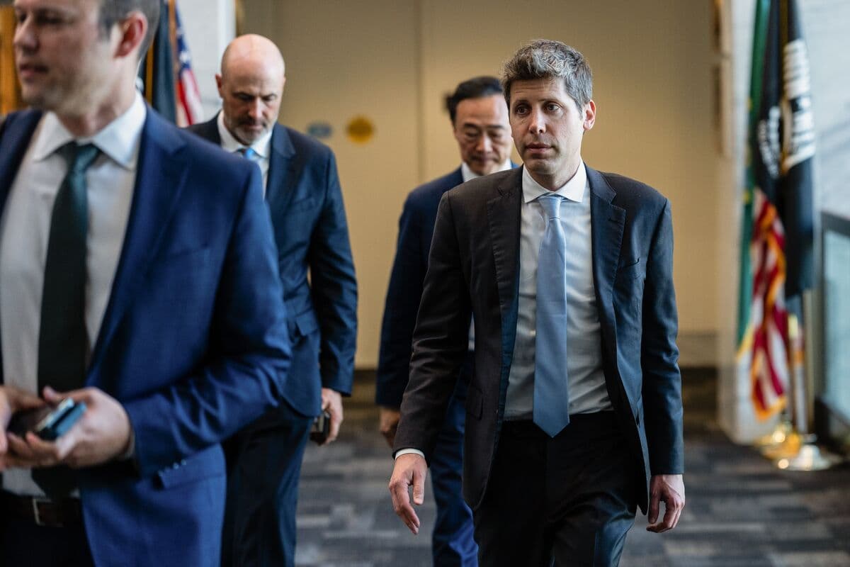 Lawmakers and Tech Firms Advocate for Public Wealth Fund to Share AI Profits