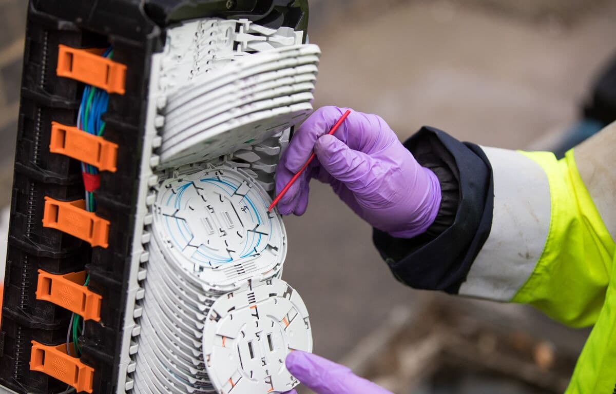 BT Group Projects Revenue Declines Amid Openreach Upgrade Completion