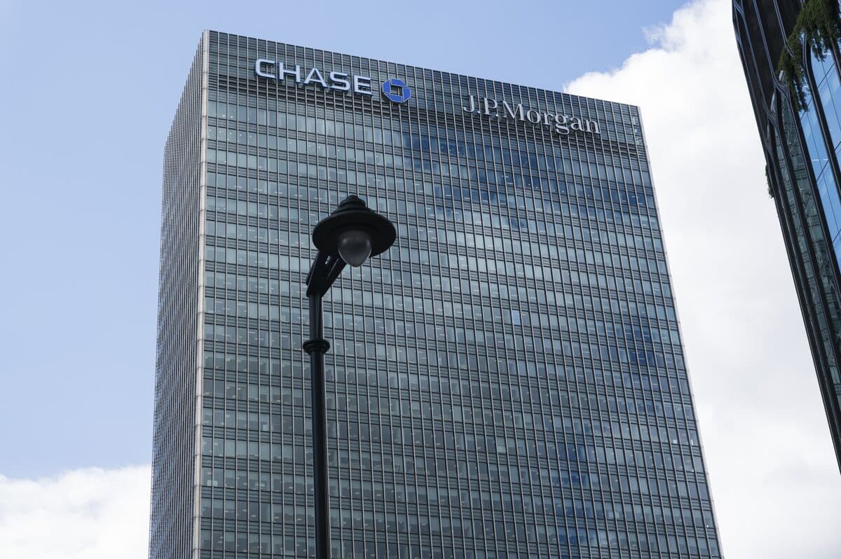 JPMorgan Develops AI Models That Outperform Traditional 60/40 Investment Portfolios