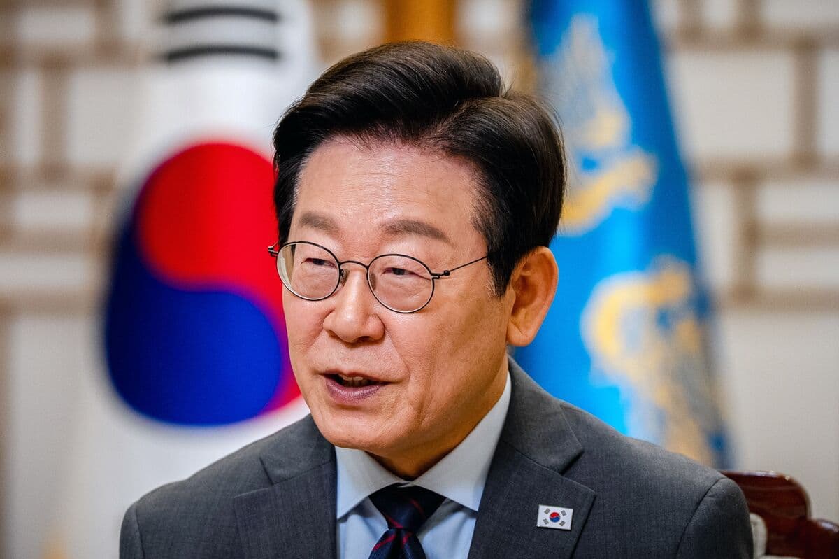 Support for South Korean President Hits Six-Month Low Following Local Election Issues