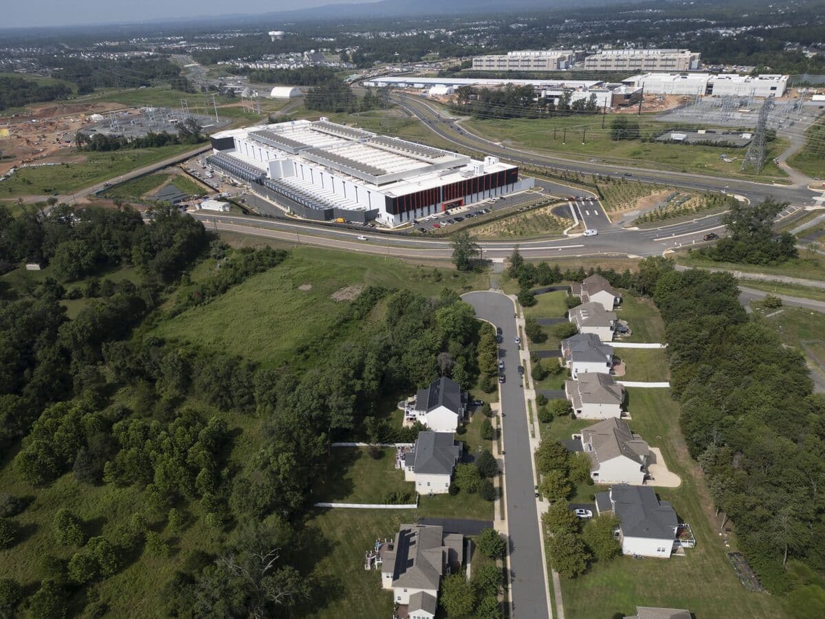 Power Costs Surge 76% on Major US Grid Due to Data Center Demand