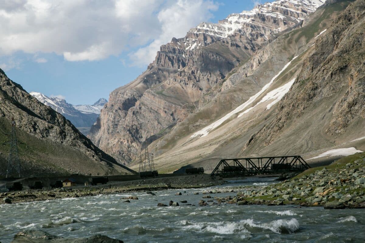 India and China Engage in Border Cooperation Talks to Improve Relations