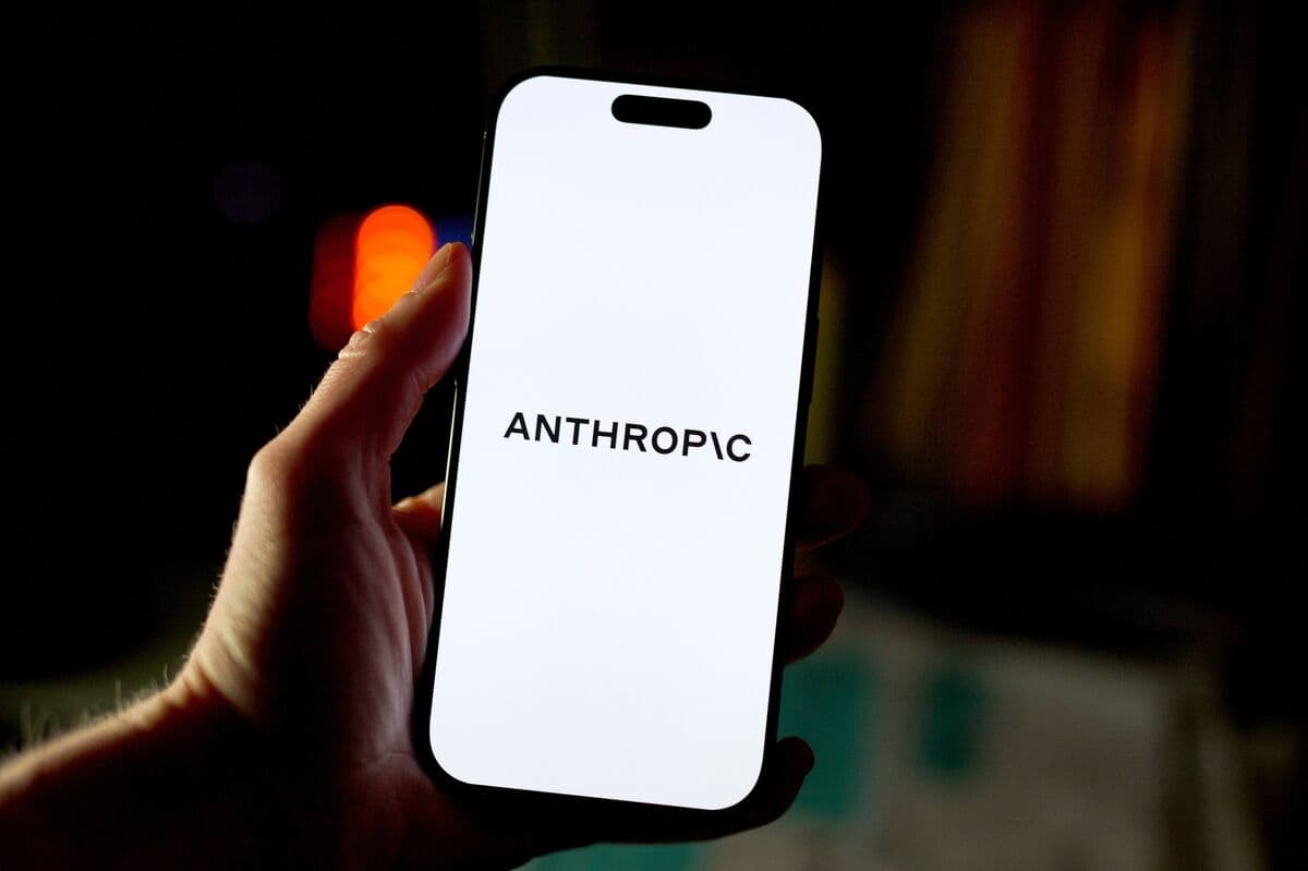 Anthropic Negotiates to Lease Microsoft AI Server Chips for Enhanced Computing Power