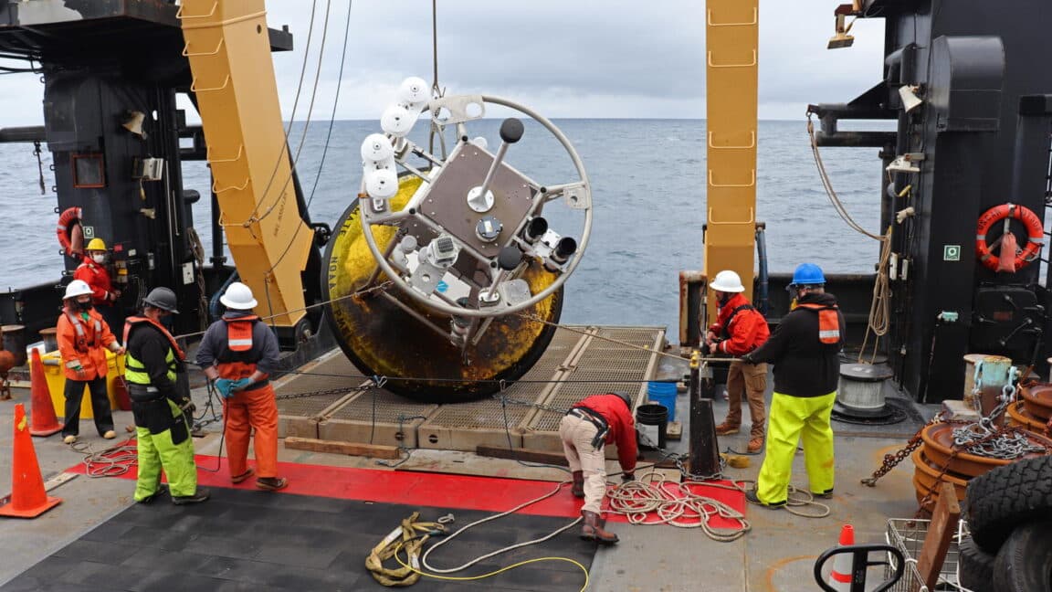 Alaska's Ocean Monitoring Network Decommissioned, Impacting Fishing Industry