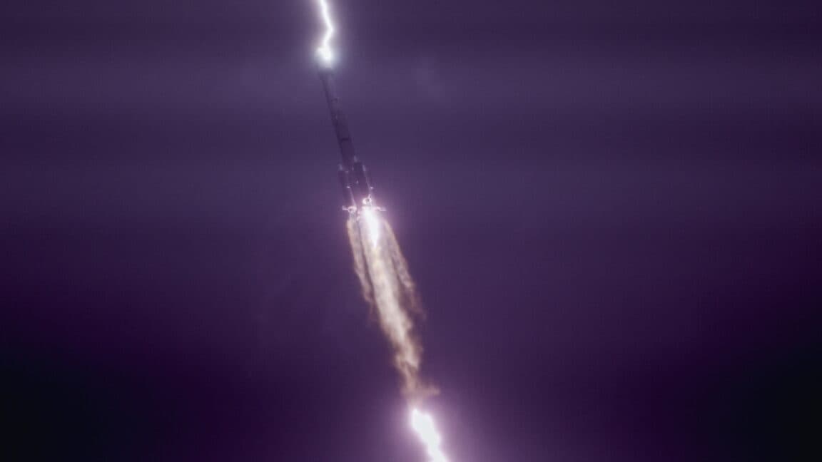 Rocket Report: Lightning Hits China; Starship Launch Scheduled Soon