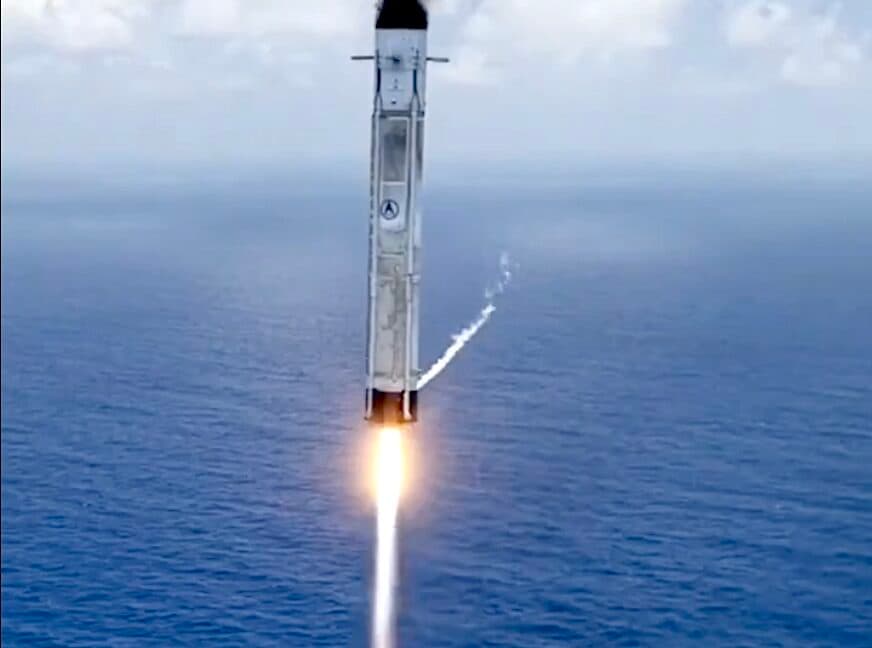 China Successfully Recovers Its First Reusable Rocket, Paving New Path in Space Exploration