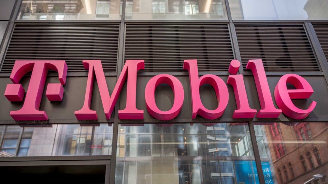 T-Mobile to Restore Free Lines After Migration Errors, Price Increases Remain