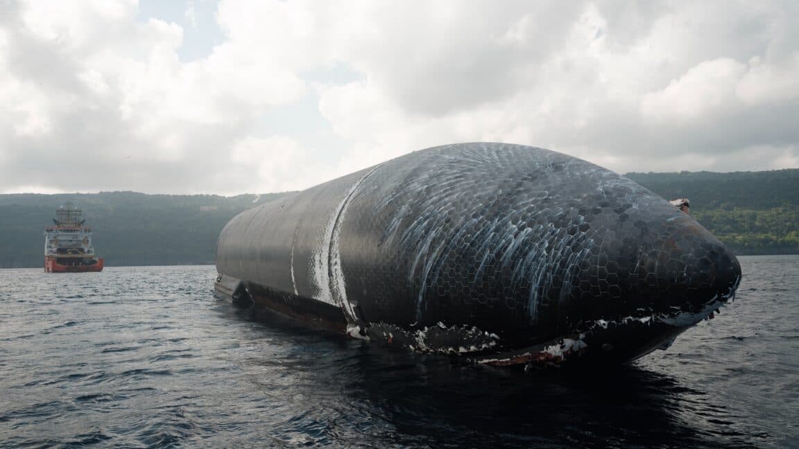 SpaceX Successfully Returns Starship to Port After 24 Days at Sea