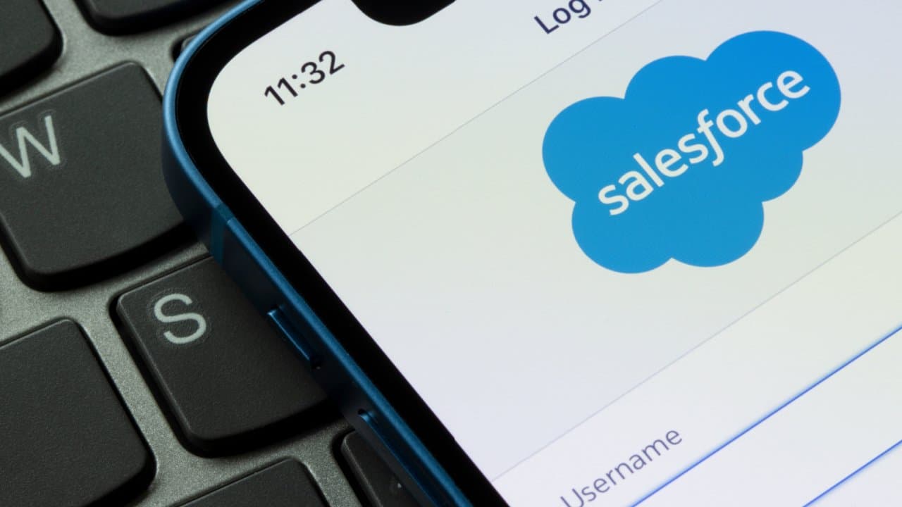 Salesforce, yapay zeka destekli Fin platformunu 3,6 milyar dolara alıyor