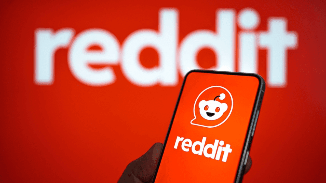 Reddit, yapay zeka içerikleriyle başa çıkmak için LLM kullanıyor